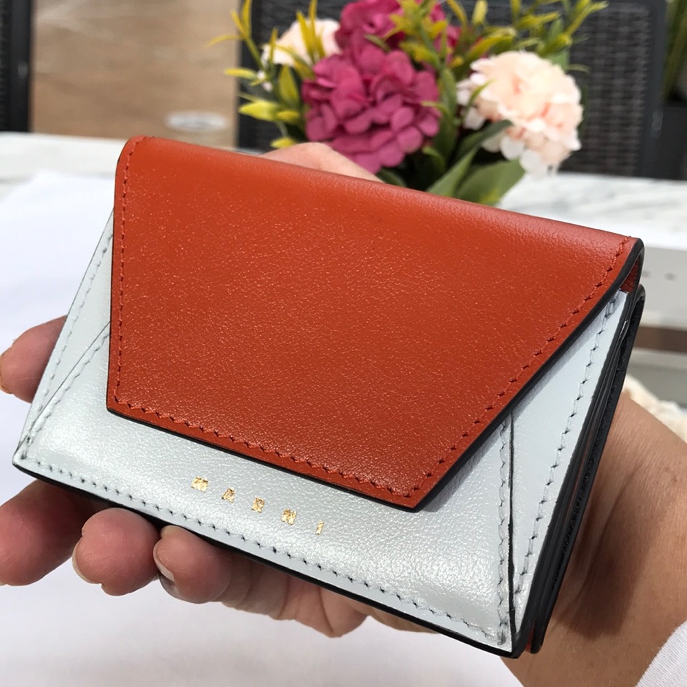 💯 Authentic MARNI compact wallet with complete inclusion - Picture 8 of 17